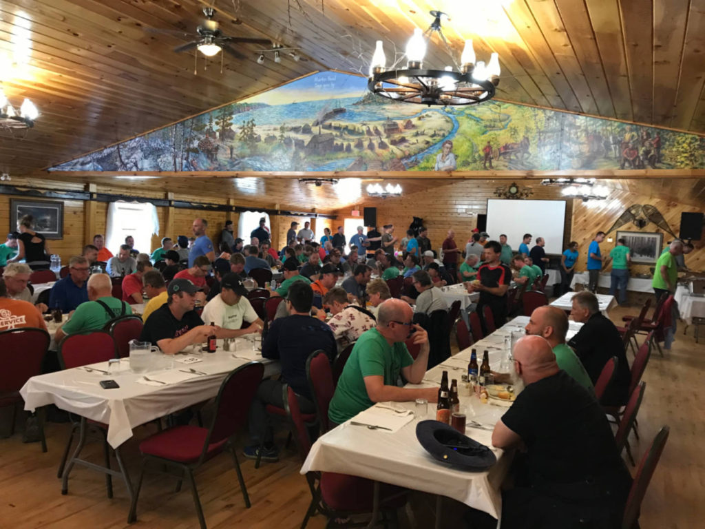photo of a packed dining hall at Adairs Wilderness Lodge